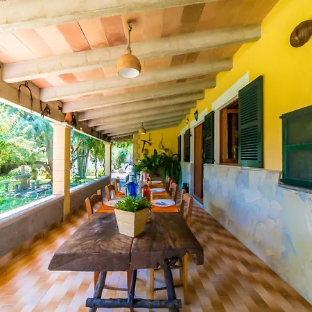3-bedroom With Pool 別荘